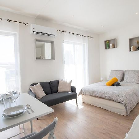 Le Partage Des Eaux - 4 Couchages - Hypercentre - Clim - Wifi Apartment LʼIsle-sur-la-Sorgue Exterior foto