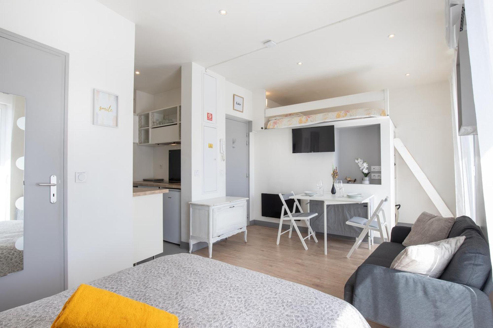 Le Partage Des Eaux - 4 Couchages - Hypercentre - Clim - Wifi Apartment LʼIsle-sur-la-Sorgue Exterior foto